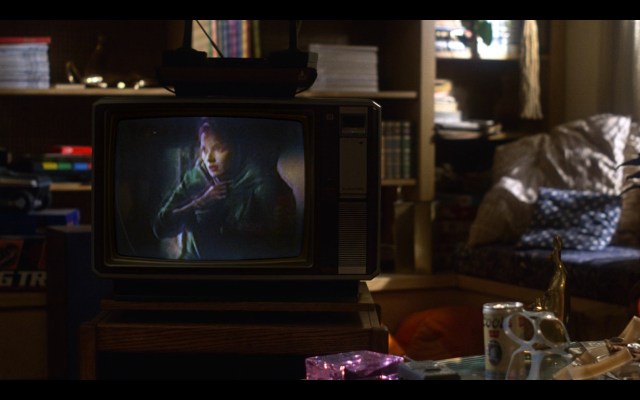 toshiba-blackstripe-tv-–-e.t.-the-extra-terrestrial-1982-3
